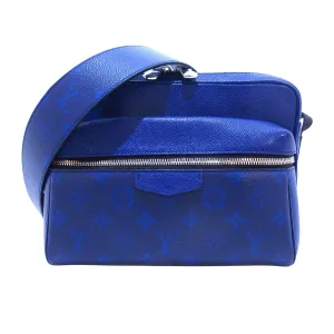 Louis Vuitton Messenger Outdoor  Leather Shoulder Bag ()
