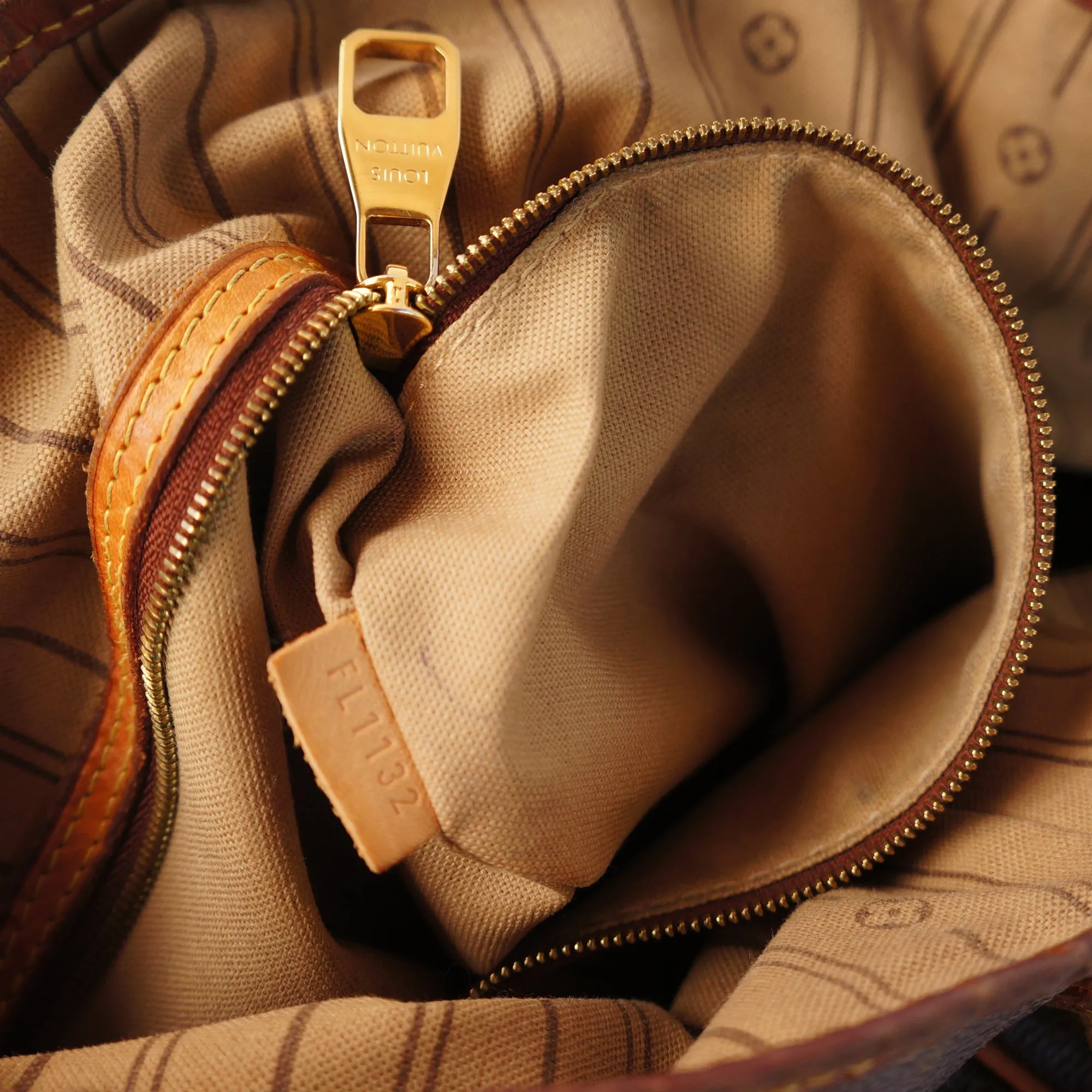 LOUIS VUITTON MONOGRAM DELIGHTFUL PM HOBO SHOULDER BAG