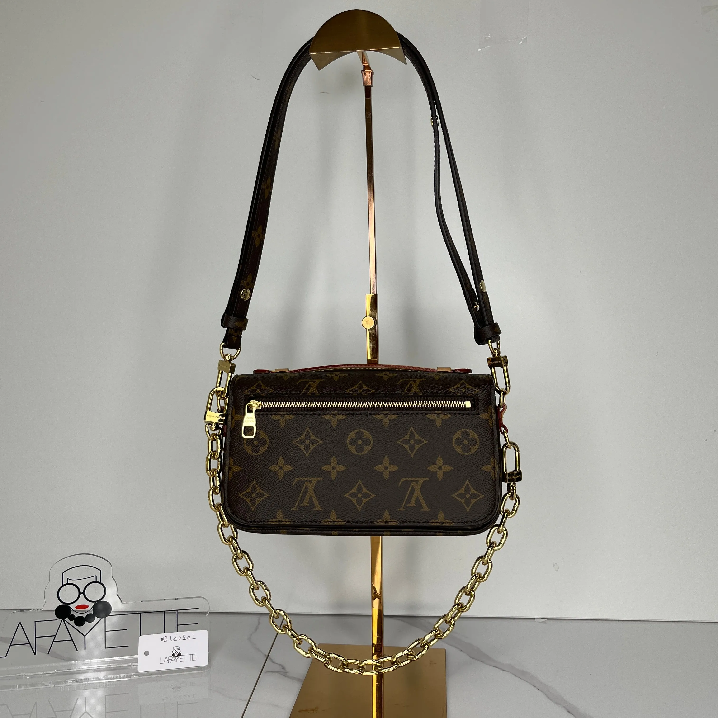 Louis Vuitton Pochette Métis East West - Monogram