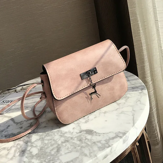 Mara's Dream Shell Women Messenger Bag