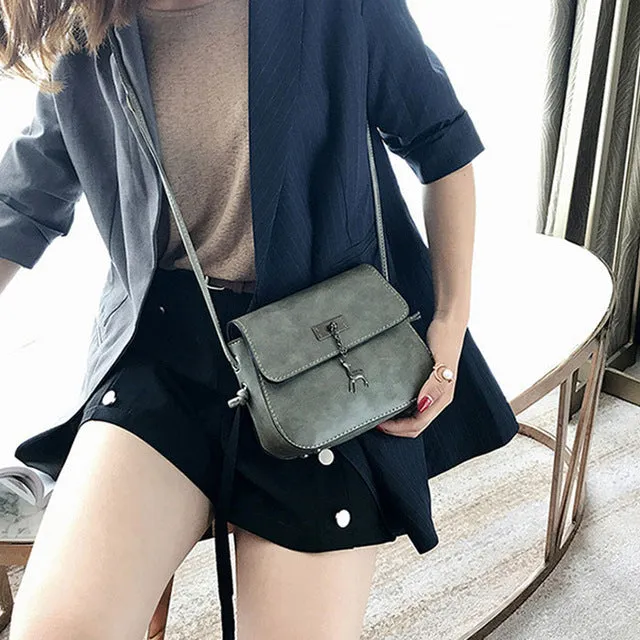 Mara's Dream Shell Women Messenger Bag