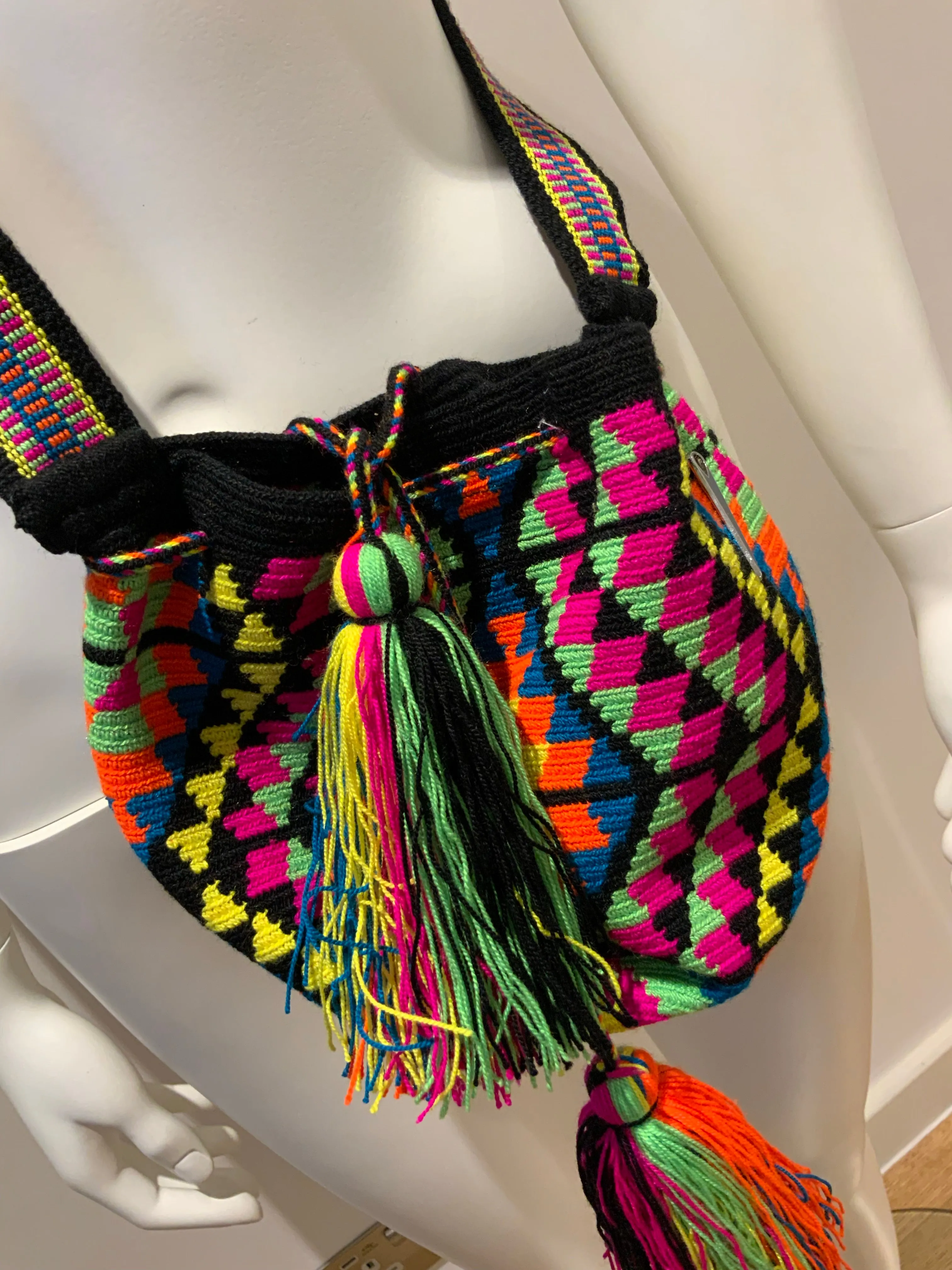Muzungu Sisters Wayuu Monchila knitted Cross-body Bags Hobo Bag Tote Handbag ladies