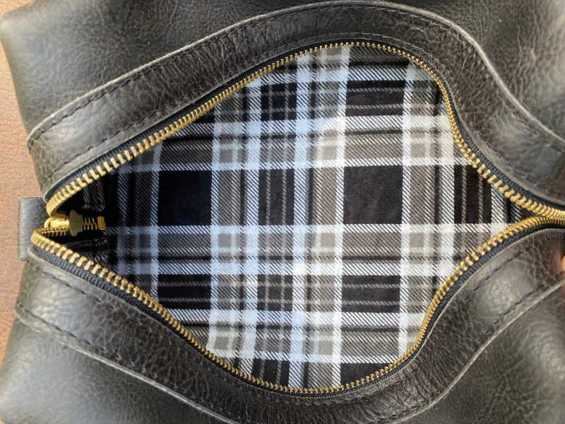Off-Trayals | Overnight Bag Large | Black Leather