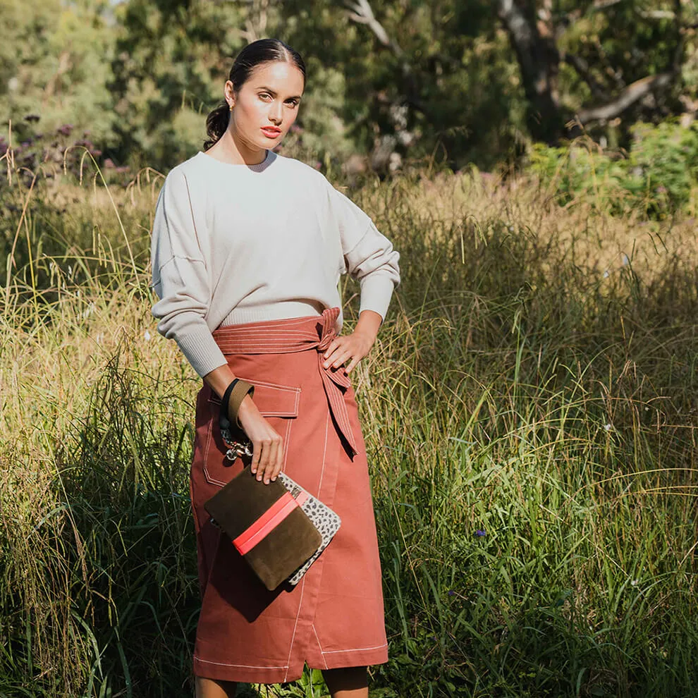 Paige Clutch Stripe - Khaki Multi