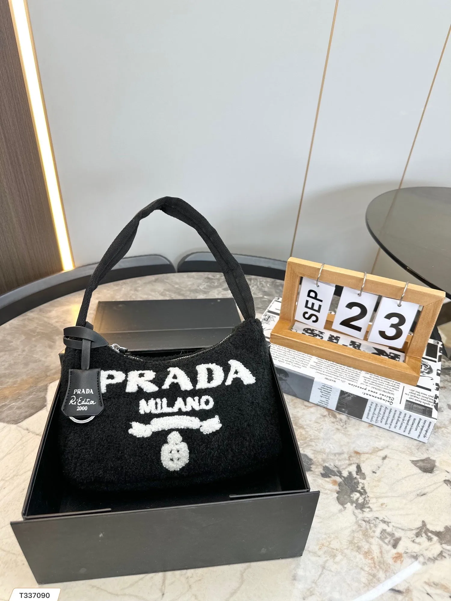 PD256 Re-Edition 2000 Terry Mini-bag / 8.6x6.7x2.3inch