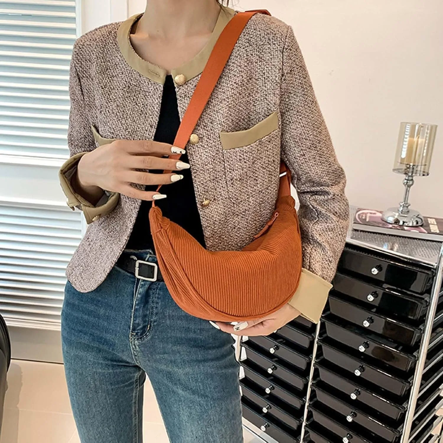 Quilted Crossbody Bags for Women Crossbody Purses and Handbags Lightweight Pocketbook Temperament Clutch Purse(Orange)