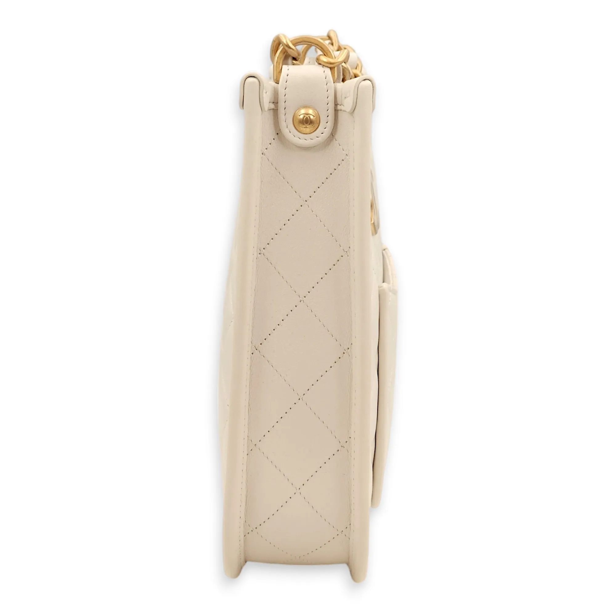 Quilted Hobo White Shoulder Bag in Lambskin, Gold hardware