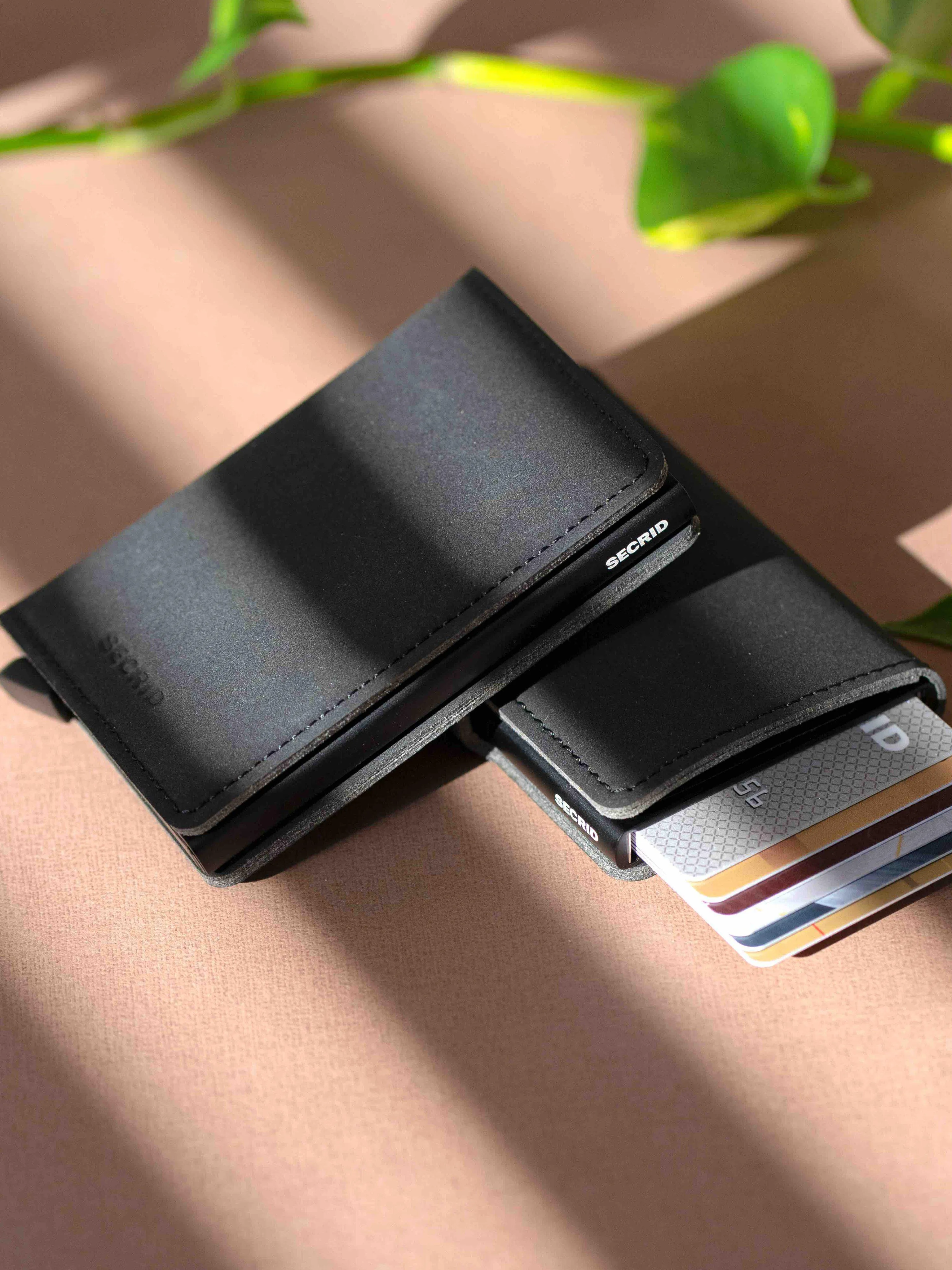 Secrid Slimwallet Perforated Cognac