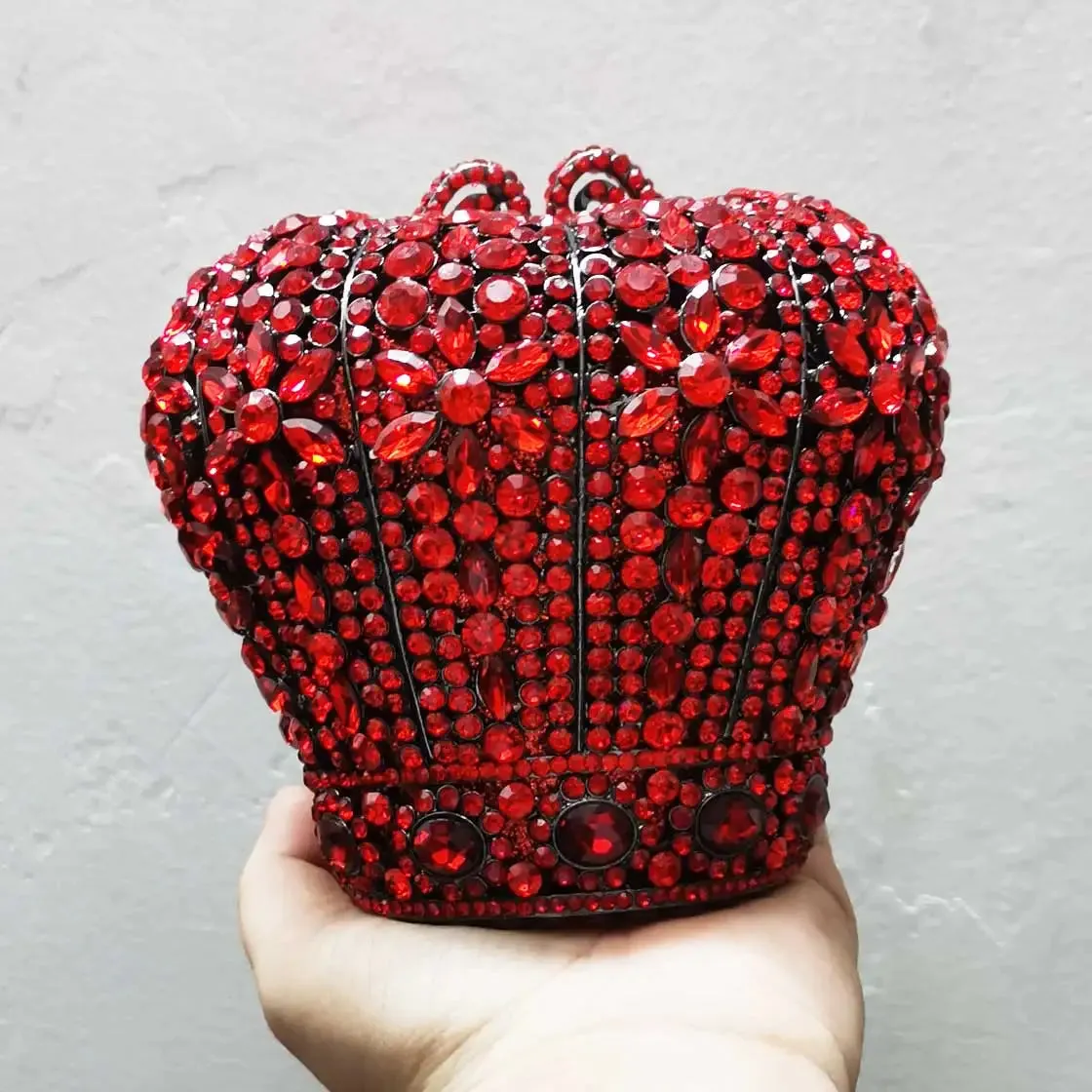 Stylishly Cute Crystal Bags: Crown Designer Purse, Wedding Prom Bags, Female Pochette, Diamond Evening Bags, Wristlets SM26