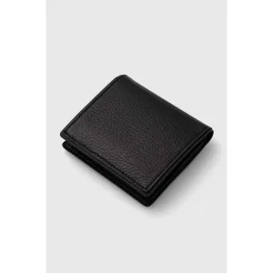 Th Casual Trifold