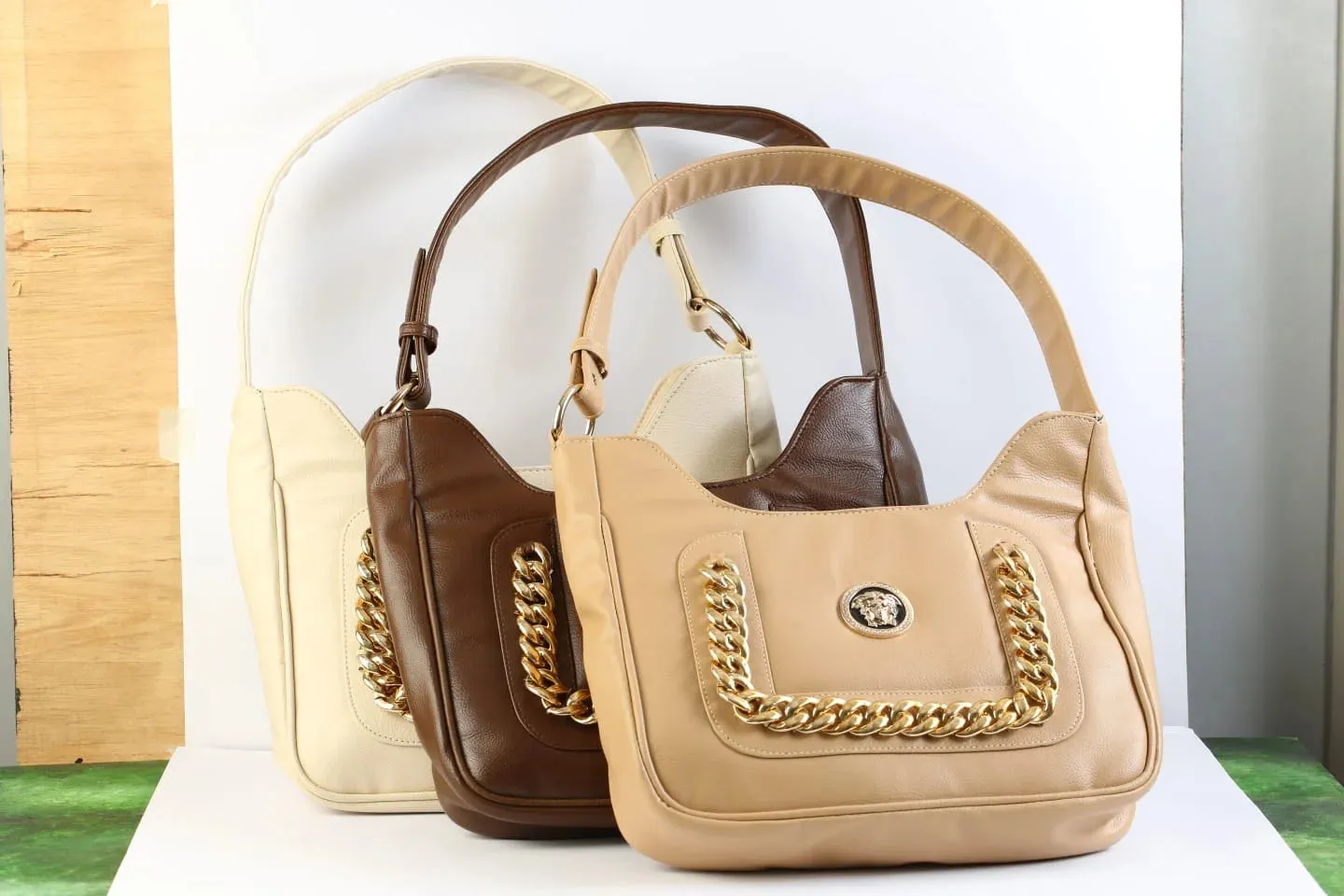 VERSACE La Medusa Medium Hobo Bag