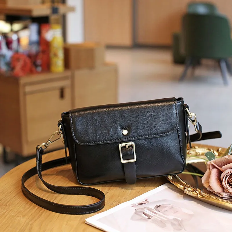 Women's Retro Leather Small Square Shoulder Bag